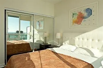 E.S.I Furnished Suites On Bay Toronto