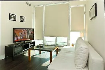 E.S.I Furnished Suites On Bay Toronto Apartment